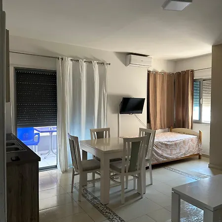 Jasmine * Sarandë
